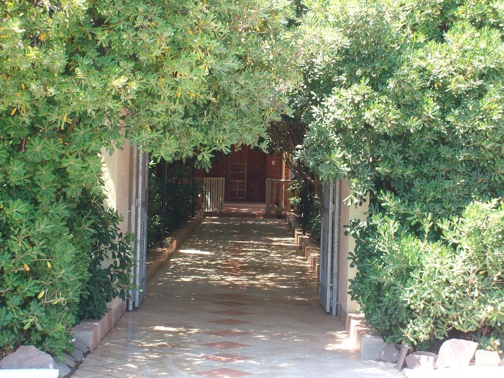 Sa Domu Sarda Casa Vacanza Piscinas Exterior photo