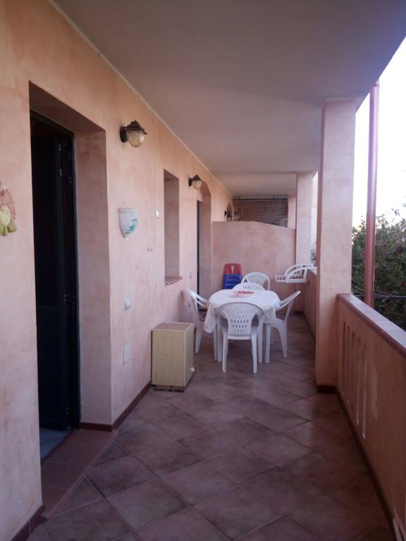 Sa Domu Sarda Casa Vacanza Piscinas Exterior photo